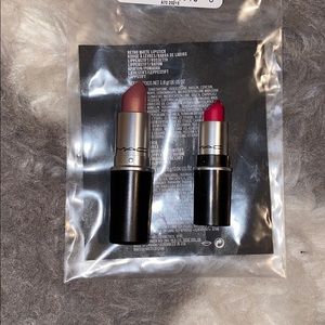 Mac lipsticks bundle